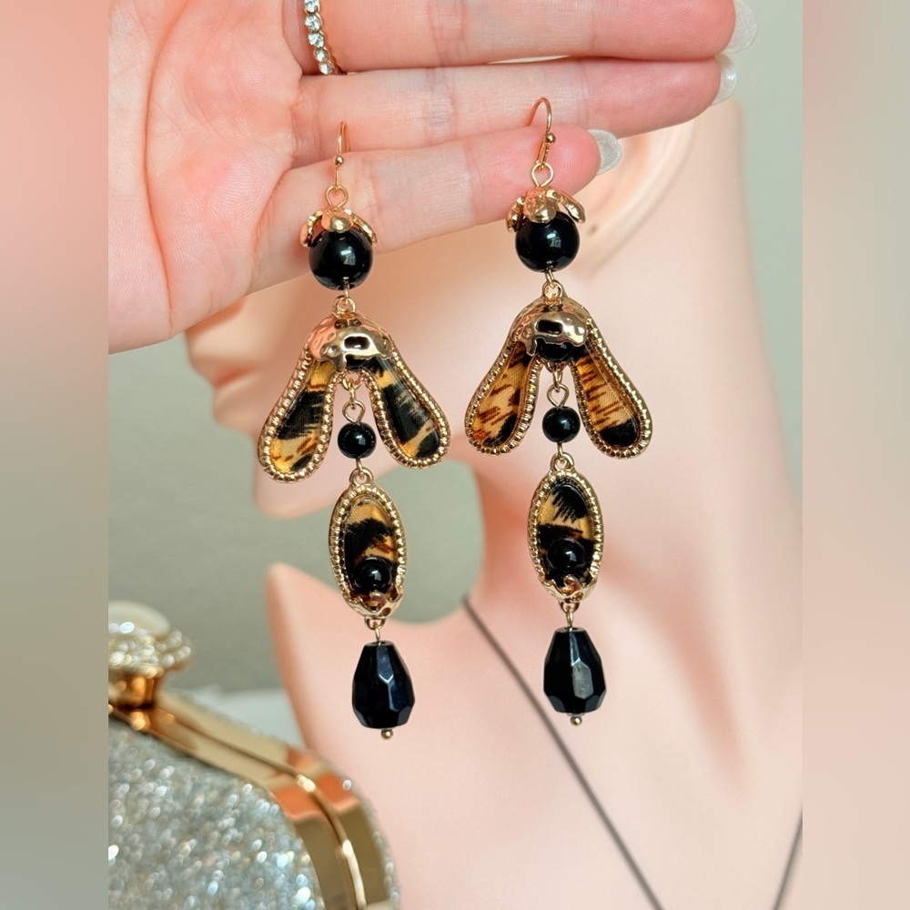 Elegant Gold and Black Dangle Earrings - Picture 5 of 7